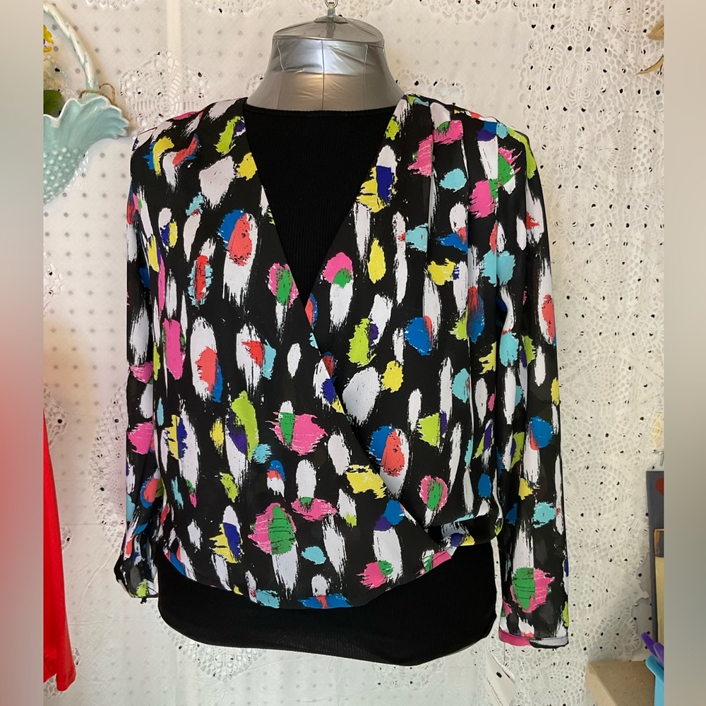 Liz Claiborne Women’s Size Medium Sheer Long Sleeve Loose Crossover Multi Color